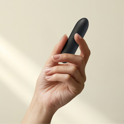 Oui  Powerfull Travel Vibrator